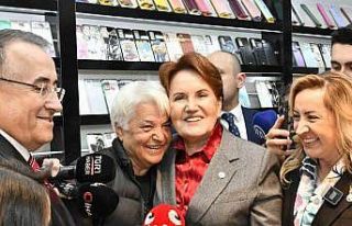 İYİ Parti lideri Akşener, Yenimahalle’de esnafı...
