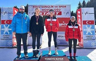 Kayaklı koşu yarışmasında 48 sporcu dereceye...