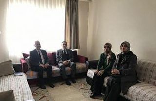 Kaymakam Memiş, depremzedeleri ziyaret etti