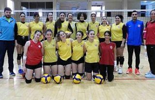 Kepez’in sultanları üst üste hazırlık maçlarıyla...