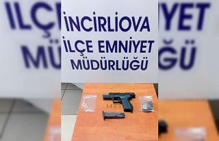 Maça silah ve uyuşturucu ile girmeye çalışan...