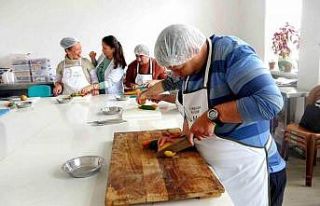 Muğla’da özel bireylere kahvaltı kursu veriliyor