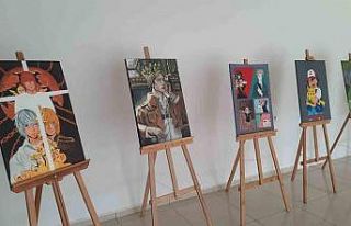 Öğrencilerinin ilgisinden yola çıktı, ilk sergisini...