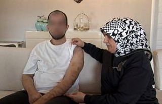 Otizmli gence öğretmeninden sopalı dayak iddiası