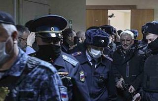 Rusya’da insan hakları aktivisti Orlov, hapis cezasına...