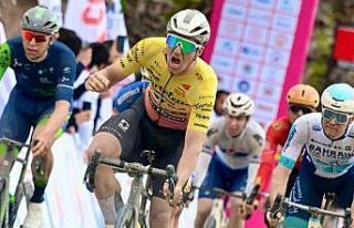 Tour Of Antalya’da Side - Antalya etabını Timothy...