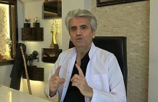 Ünlü estetikçi uyardı: "Göğüs büyüklüğü...