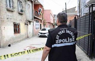 Uyuşturucu kullandığını öne sürdüğü kızını...