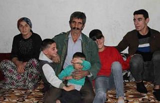 Yardıma muhtaç aile, yetkililerin ve hayırseverlerin...