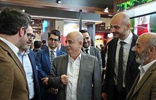 Yıldız Holding şirketlerinin fuardaki stantlarına...