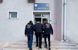 16 yıl 5 ay 4 gün hapis cezası ile aranan şahıs...