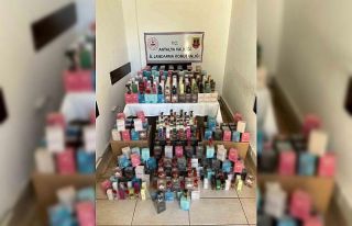 2 bin 300 adet kaçak parfüm ele geçirildi