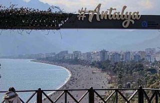 Antalya’da turizmde yeni rekor