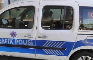 Aracı ile polis memurunu sürükleyerek yaralayan...