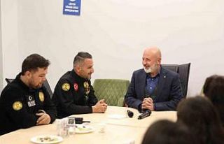 Başkan Çolakbayrakdar, “İnsanı merkez alan hizmet...