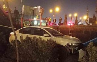 Batman’da bir otomobil çocuk parkına uçtu