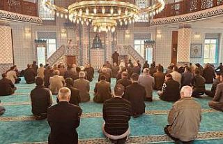 Birecik’te yapılan cami külliyesinde ilk namaz...