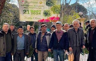 Buldan’ın yeşiline bin fidanla destek