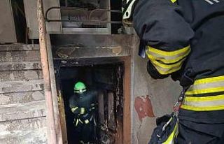 Çocukların torpil attığı bodrumda yangın çıktı