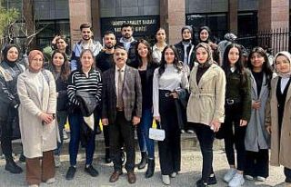 GAÜN öğrencilerinden adliye ziyareti