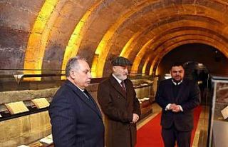 Halil Necipoğlu, Tıpkıbasım Mushaflar Sergisi’ne...