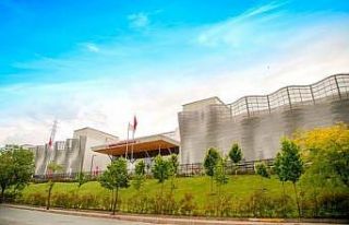 Hemşirelik öğrencileri TÜBİTAK projeleriyle bilime...