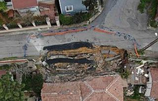 Maltepe’de çöken yol havadan görüntülendi