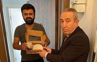 Merzifonlu muhtar adayından mahalleliye 3 bin kahve...