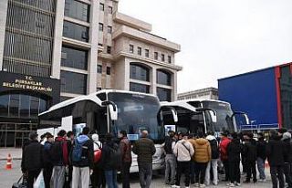 Pursaklar’da genç kampçılar yola çıktı