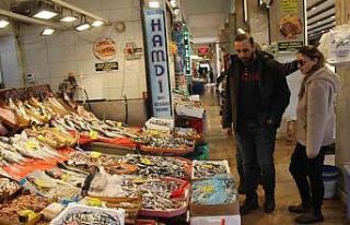 Ramazan geldi, balık tezgahları boş kaldı