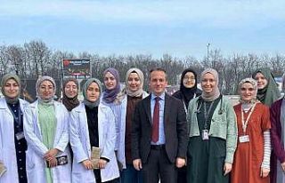 Tıp öğrencilerinden "İnsanlığa Beyaz Çağrı"