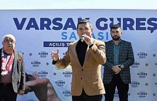 Tütüncü: "Yeni dönem, güreşin de altın...