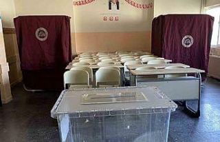 Yerel seçimler için sandıklar kuruldu