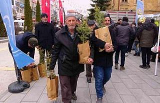Yozgat’ta 30 bin fidan dağıtıldı