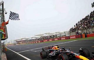 Çin’de pole pozisyonu Max Verstappen’in