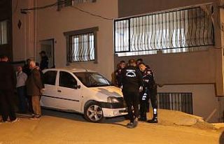 İzmir’de bir kızını öldüren diğerini de yaralayan...