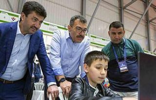 SUBÜ TÜBİTAK proje yarışmasına ev sahipliği...