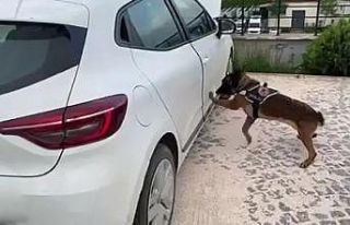 Aracın marşpiyeline zulalanmış uyuşturucu ele...