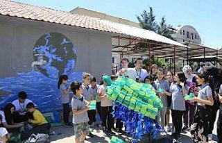 Atık maddelerden deniz kaplumbağası ve flamingo...