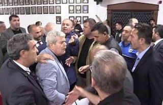 Bandırma Belediye Meclisi’nde gerginlik: Canlı...