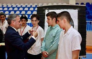 Başkan Özdoğan: "Gençler bizim geleceğimiz,...