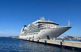 Bodrum’a 556 yolcusuyla geldi