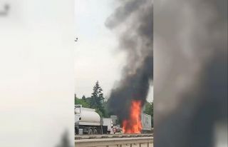 Bursa’da tır alevlere teslim oldu