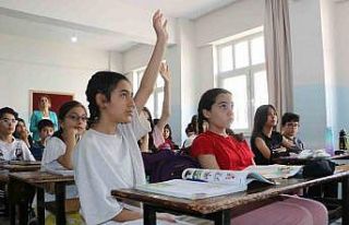 Bursluluk sınavında 500 tam puan alan Diyarbakırlı...