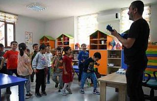 Çocuklar eğlenerek öğreniyor