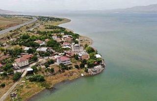 Görenlerin hayran kaldığı köy yağışlarla eski...