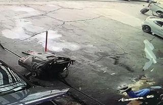 Gümüşhane’de 7 metrelik çatıdan düşen reklamcı...