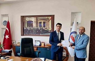 Hisarcık Kaymakamı kurban vekaletini TDV’ye verdi