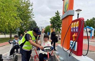 Jandarmadan özel çocuklara trafik eğitimi