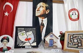 Kış kursları sergisinde el emeği göz nuru eserler...